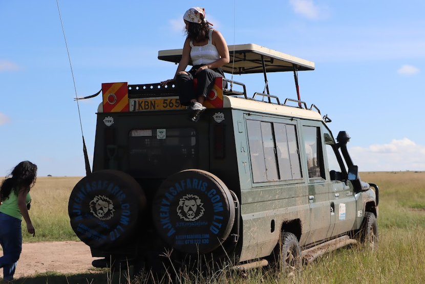 Kenya Wildlife Safari - Packages, Destinations, & More 45 AjKenyaSafaris.com-Masaimarasafari.in - Car