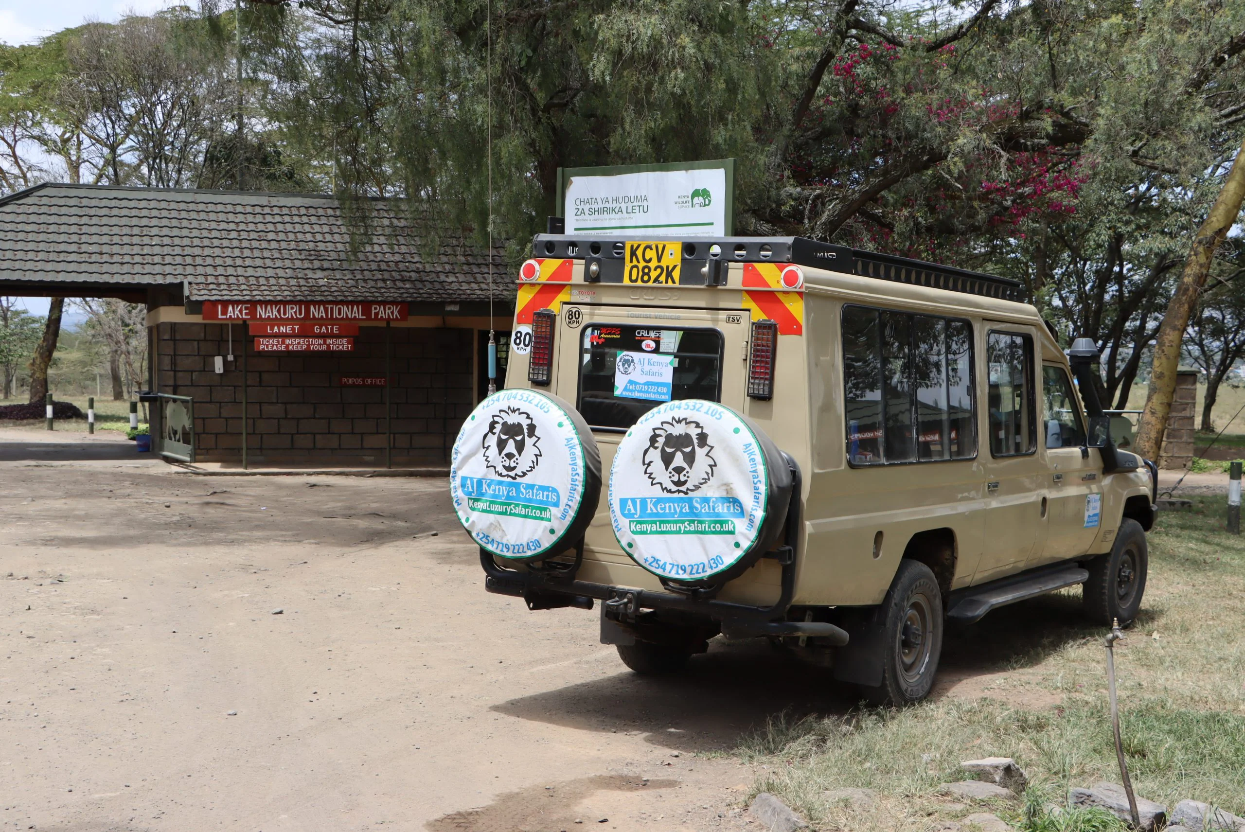 Kenya Safari Package - Top Destinations & Things to Do 23 Lake Nakuru National Park - Safari Land Cruiser