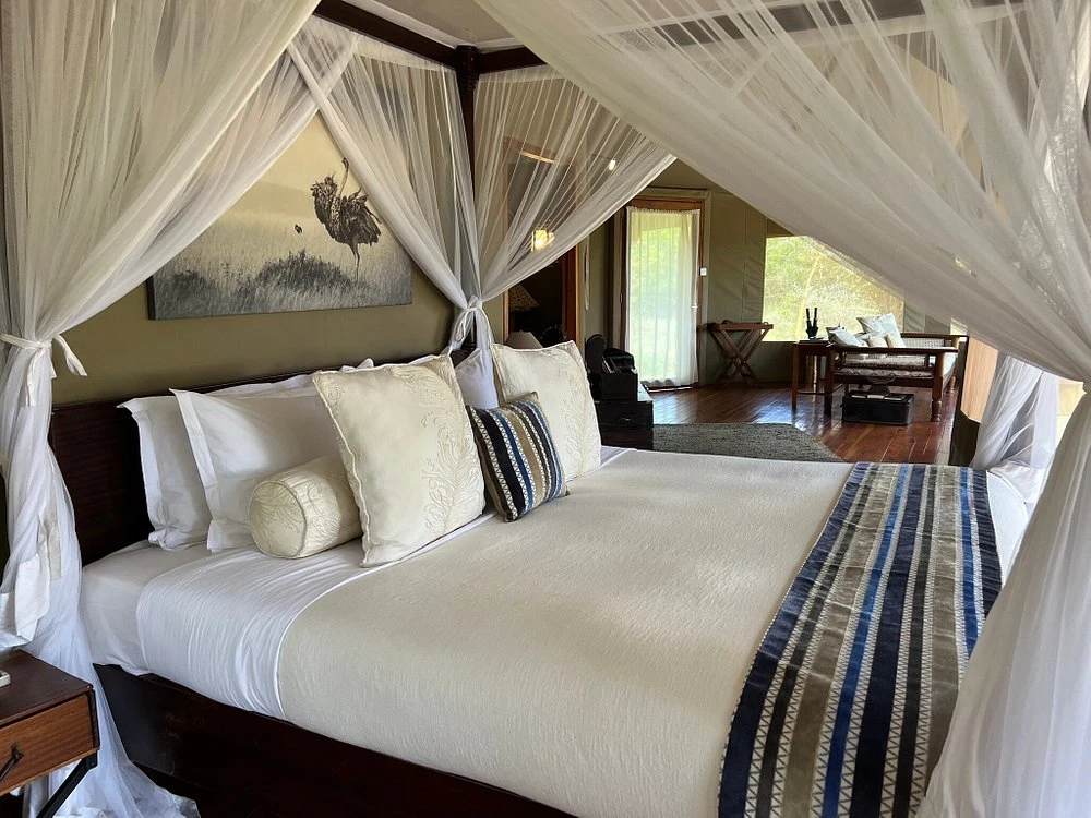 Salas Camp Masai Mara - Video Overview. 1 Honeymoon Tents at Sala's Camp