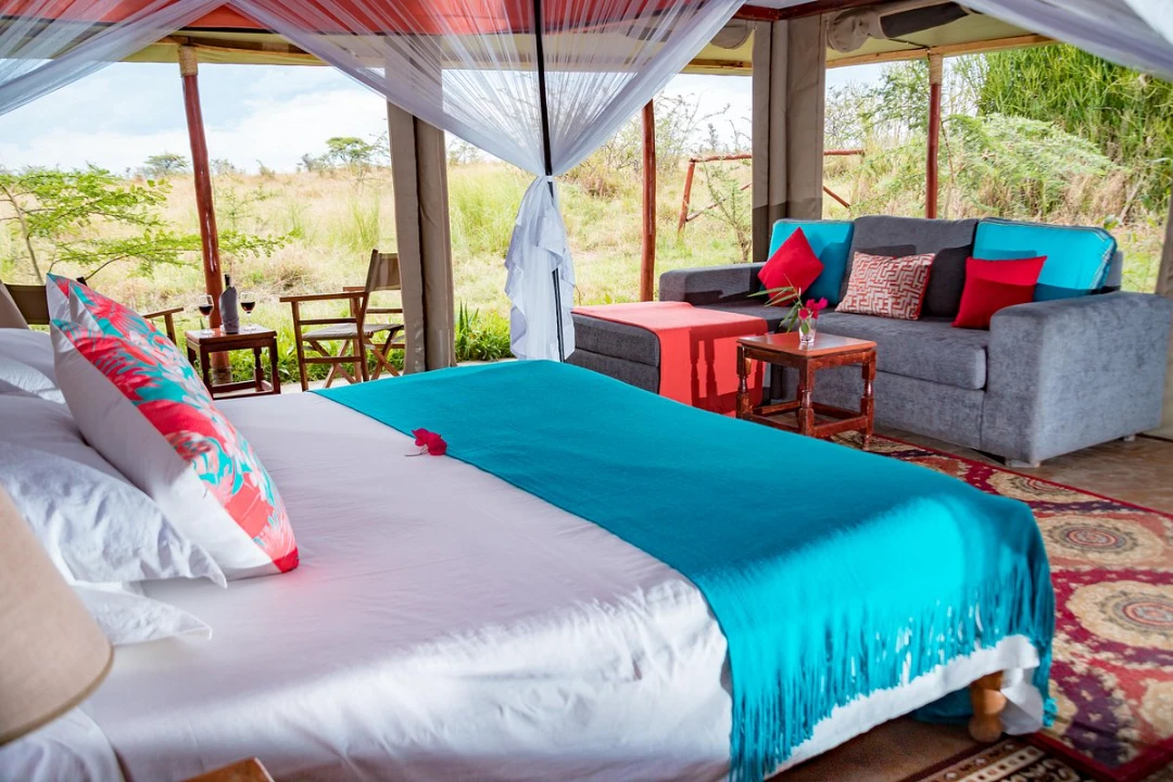 Mara Plains Camp Video Overview 2 Honeymoon tent